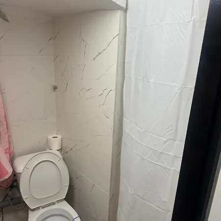 Homestay Suterenni Na Hejtmance V Mlade Boleslavi U Letiste *