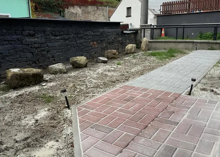 Suterenni Na Hejtmance U Letiste V Mlade Boleslavi